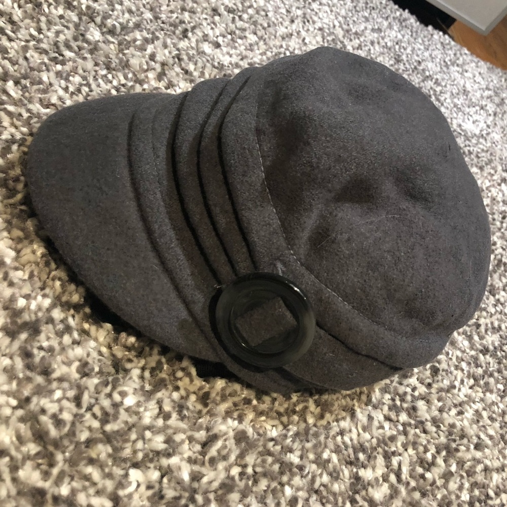 2/$45 | Holt Renfrew Wool Hat